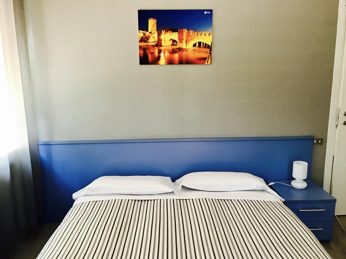 Simoni 10 Otel Verona Dış mekan fotoğraf