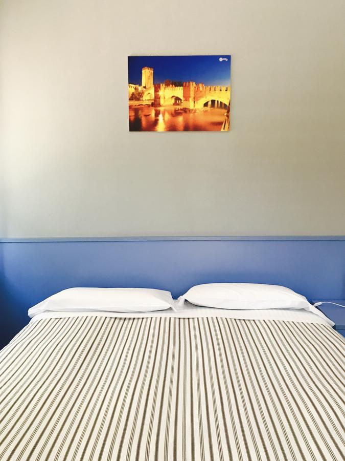 Simoni 10 Otel Verona Dış mekan fotoğraf